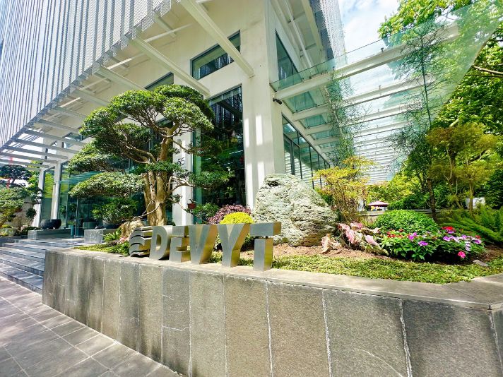 Thi công công trình sân vườn tại Khu đô thị Xanh Villas 2 z7974702421730_9c0e269ee62def27f9262700d7548d6c